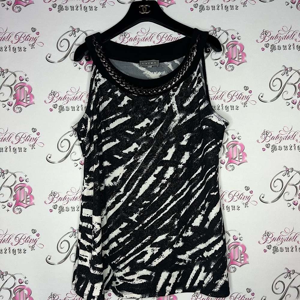 Laura tank top blouse with chain sparkly fabric snow leopard necklace chain 🔗